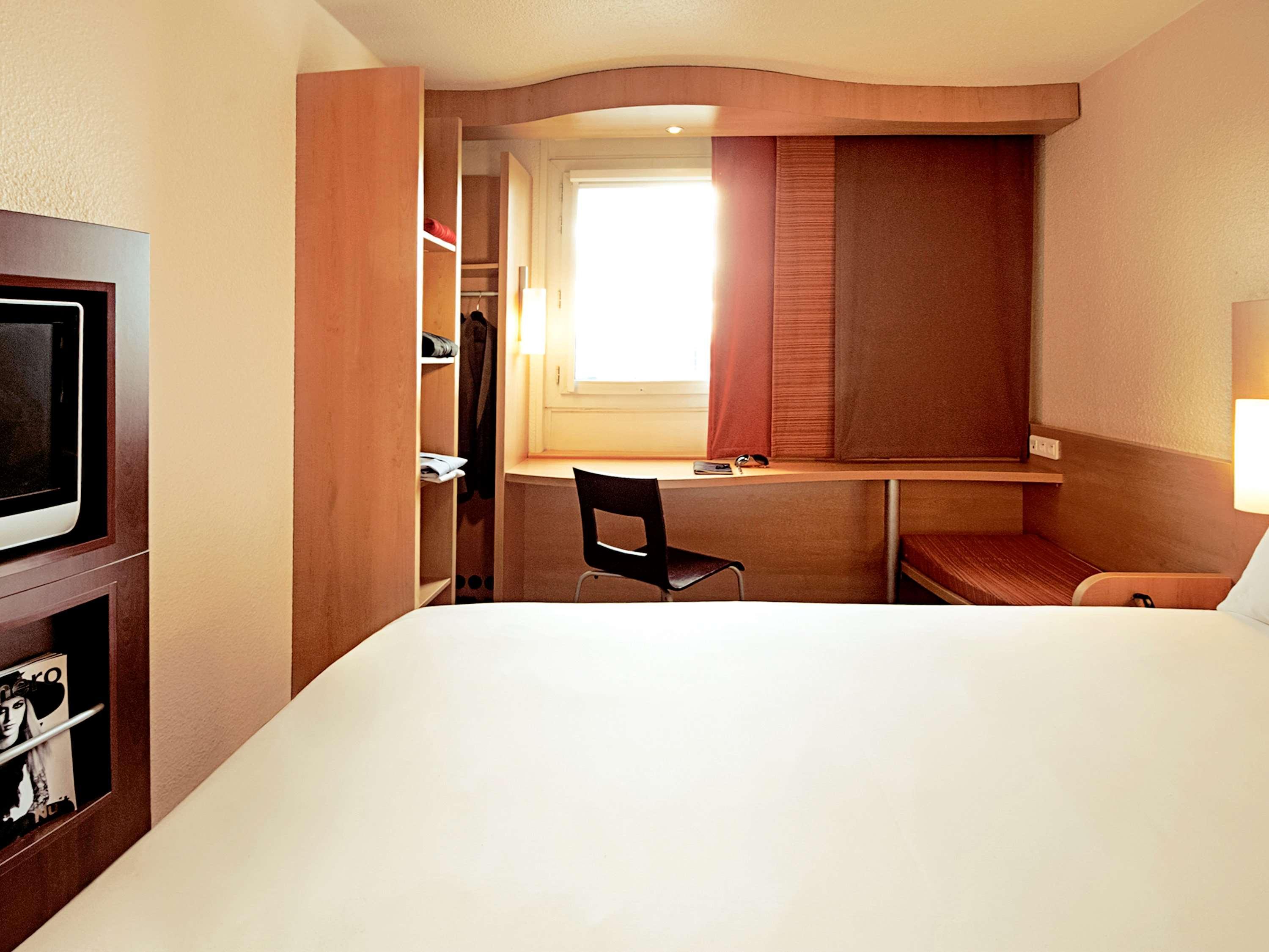 Hotel Ibis Lisboa Jose Malhoa Esterno foto
