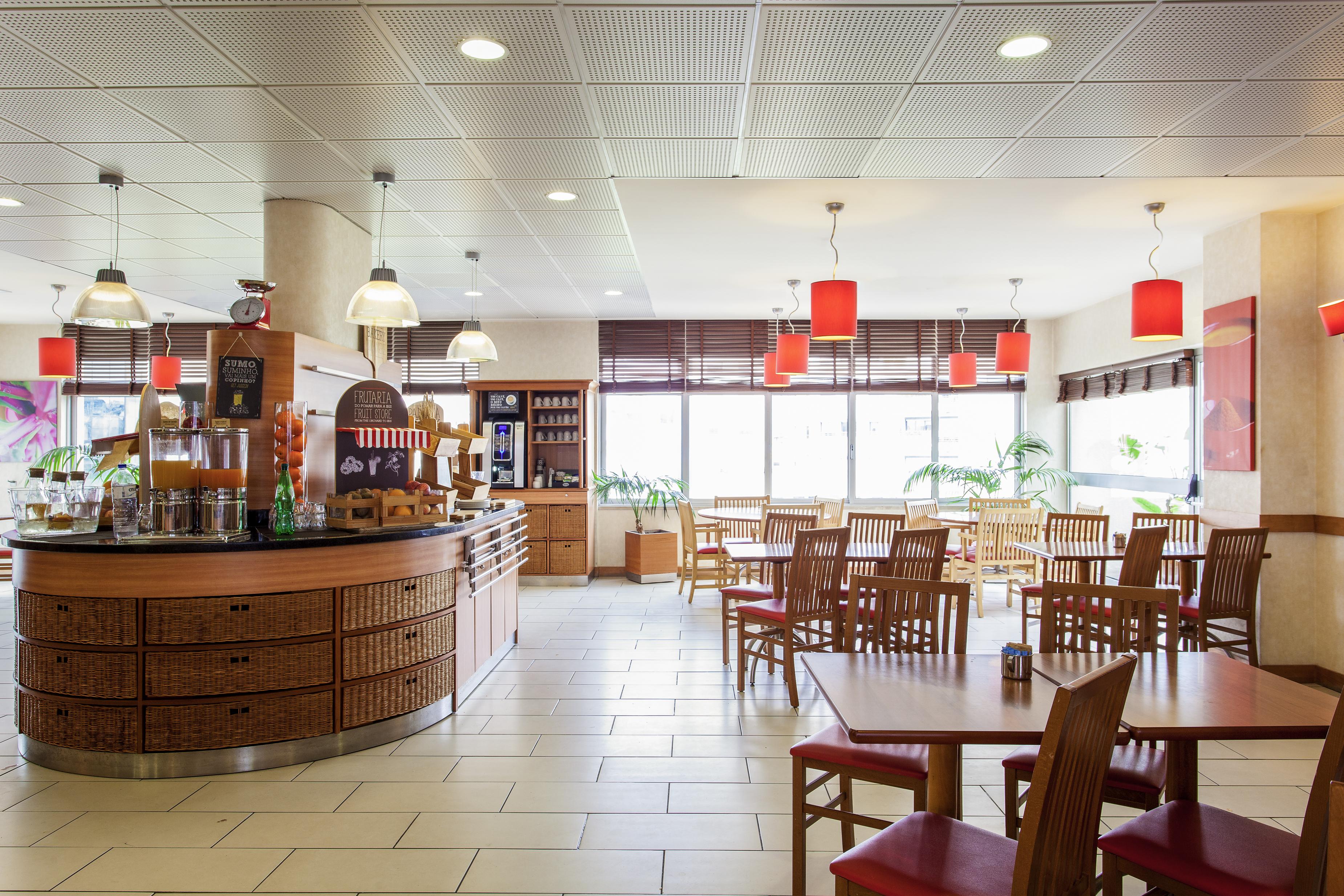 Hotel Ibis Lisboa Jose Malhoa Esterno foto