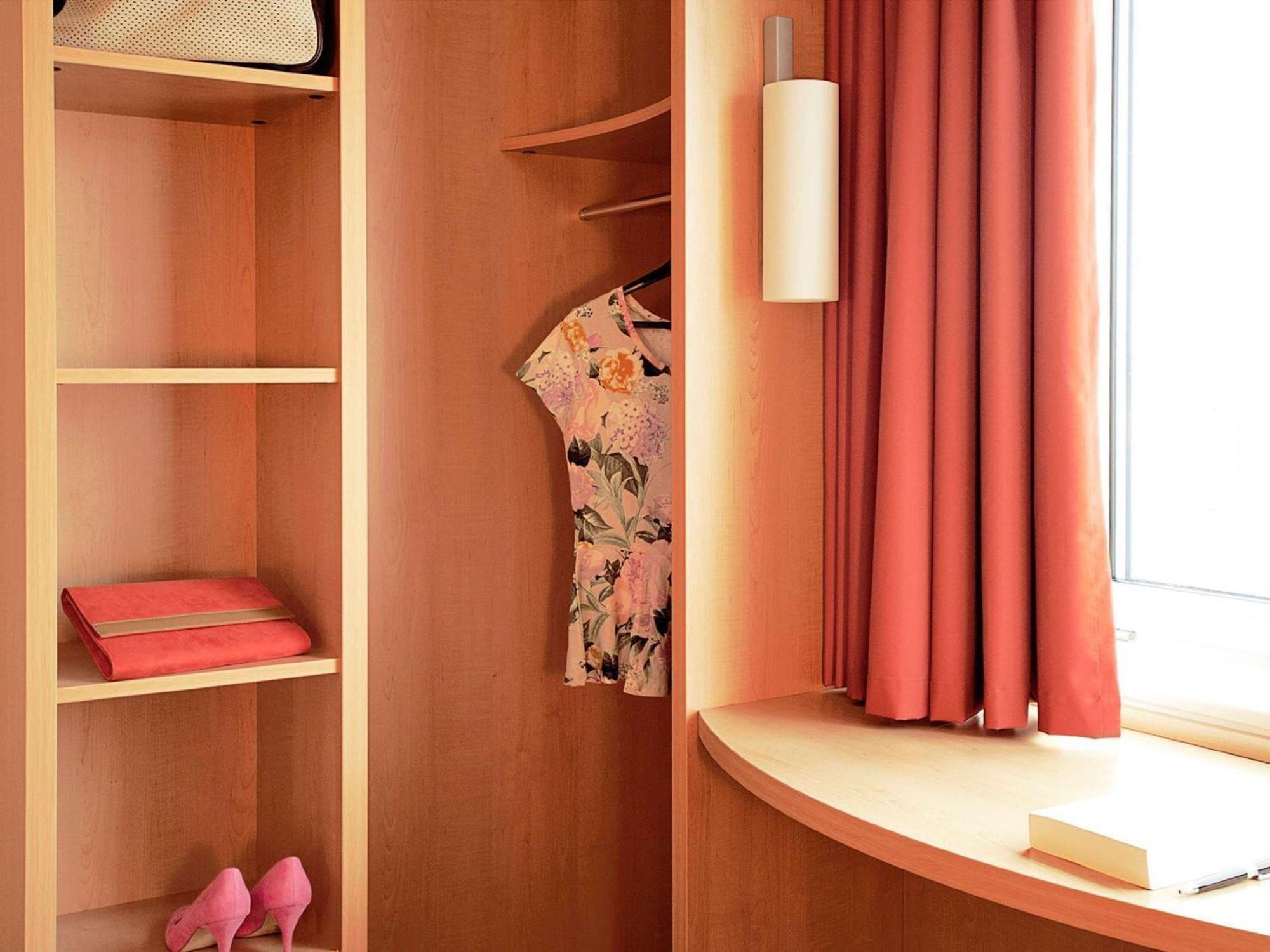 Hotel Ibis Lisboa Jose Malhoa Esterno foto