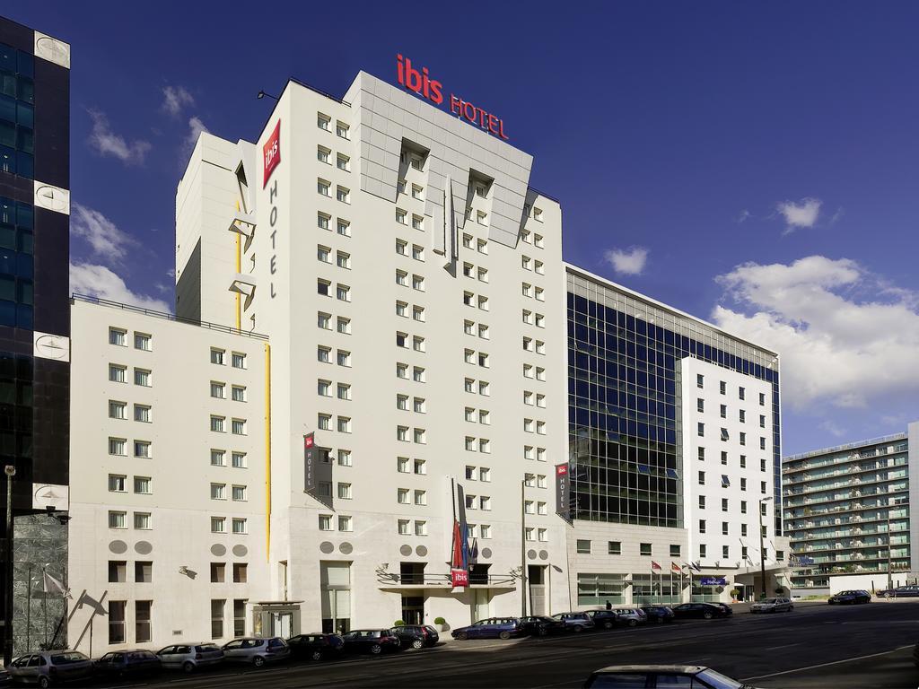 Hotel Ibis Lisboa Jose Malhoa Esterno foto